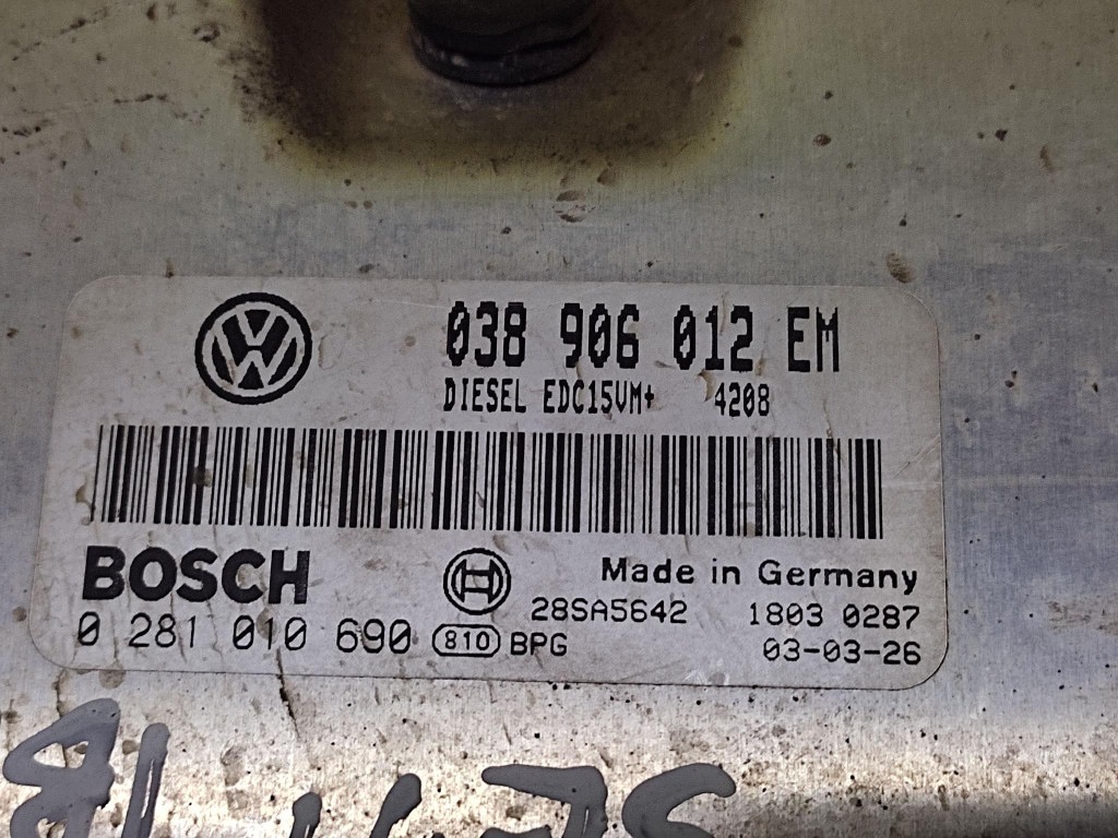 SEAT IBIZA control unit of the engine 0281010690
