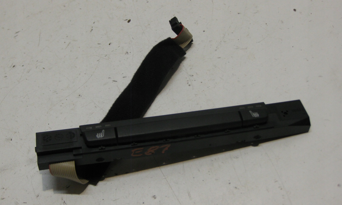 BMW E87 5D 07R PANEL Interrupteur de chauffage Sièges 6962604