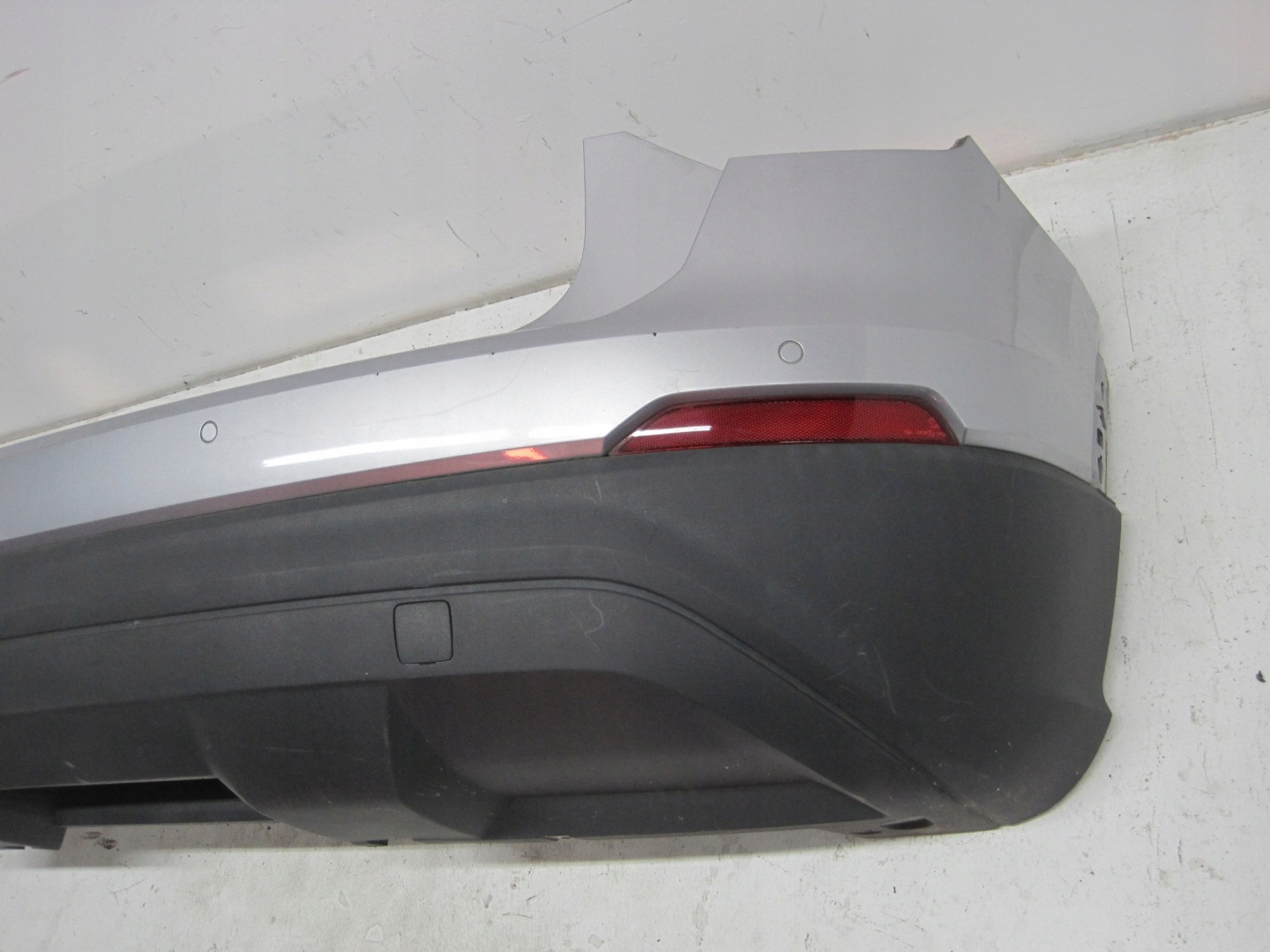 bumper rear Audi Q2 81A 4 PDC 18r below towing