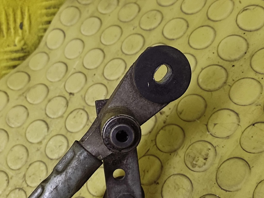 OPEL VECTRA C wiper mechanism front