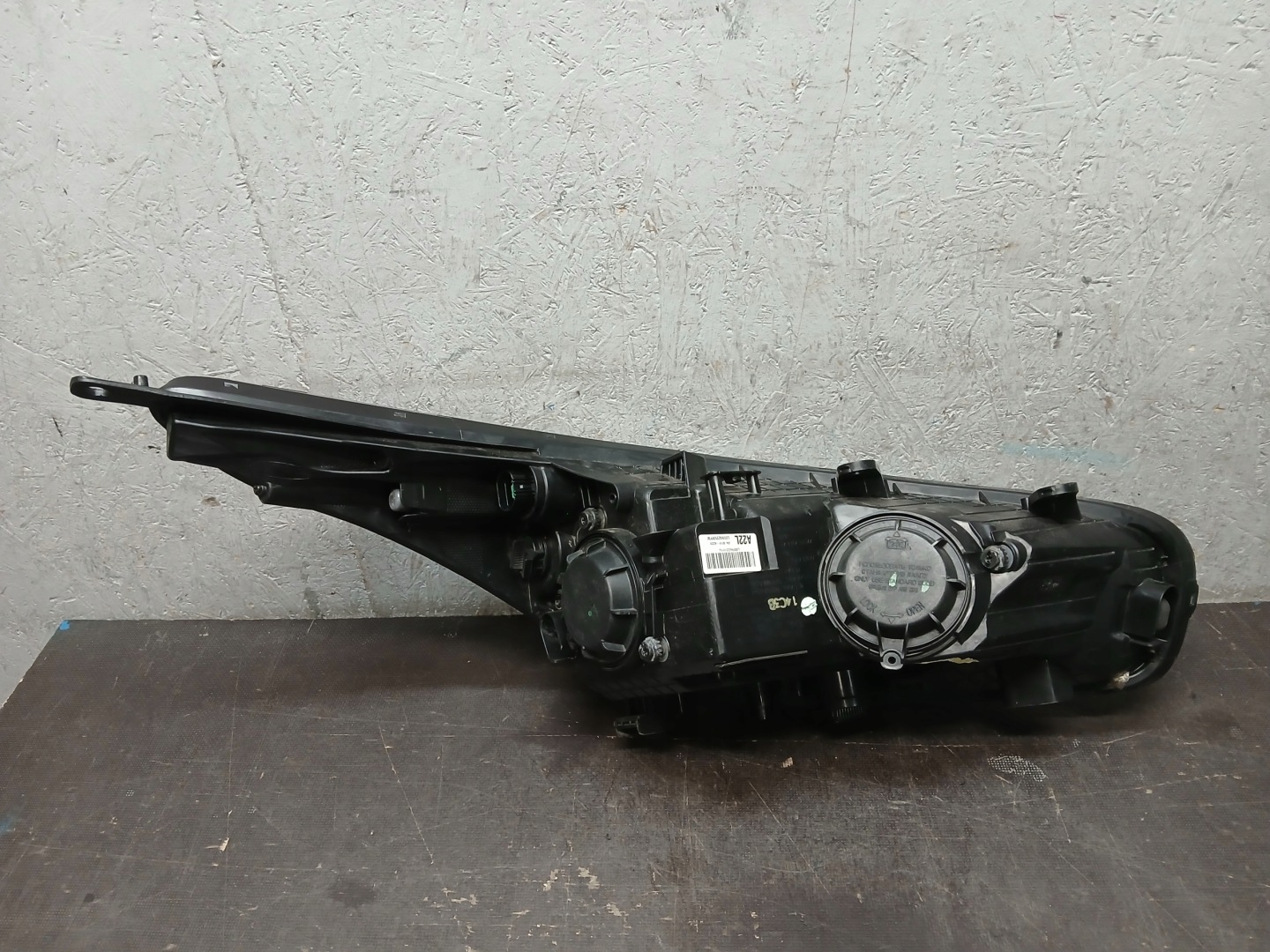 light front left KIA CEED II 2 12-17 lens LED Z DOSWIETLENIEM