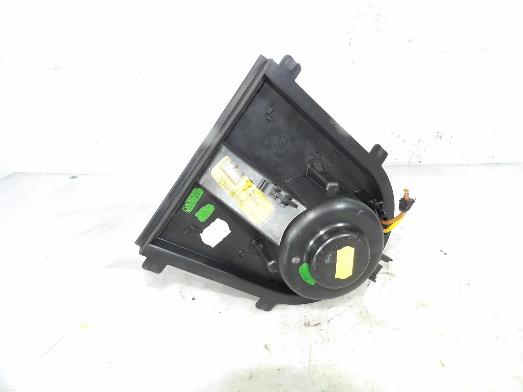 VW BORA 1.6B heating air 1J1819021A