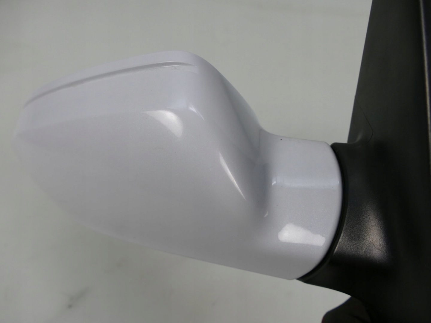 AUDI A4 B8 LIFT S-LINE mirror 8 PIN right LS9R