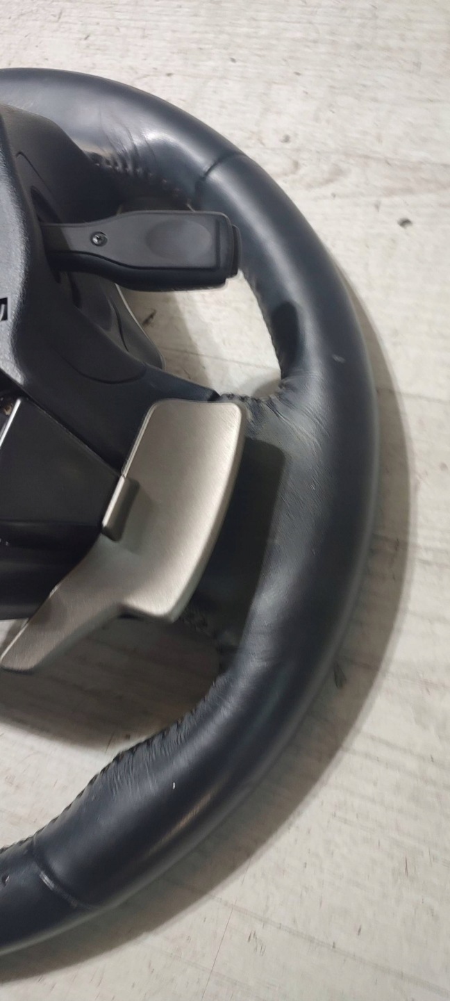 Lexus RC 2019 steering wheel, with shifting