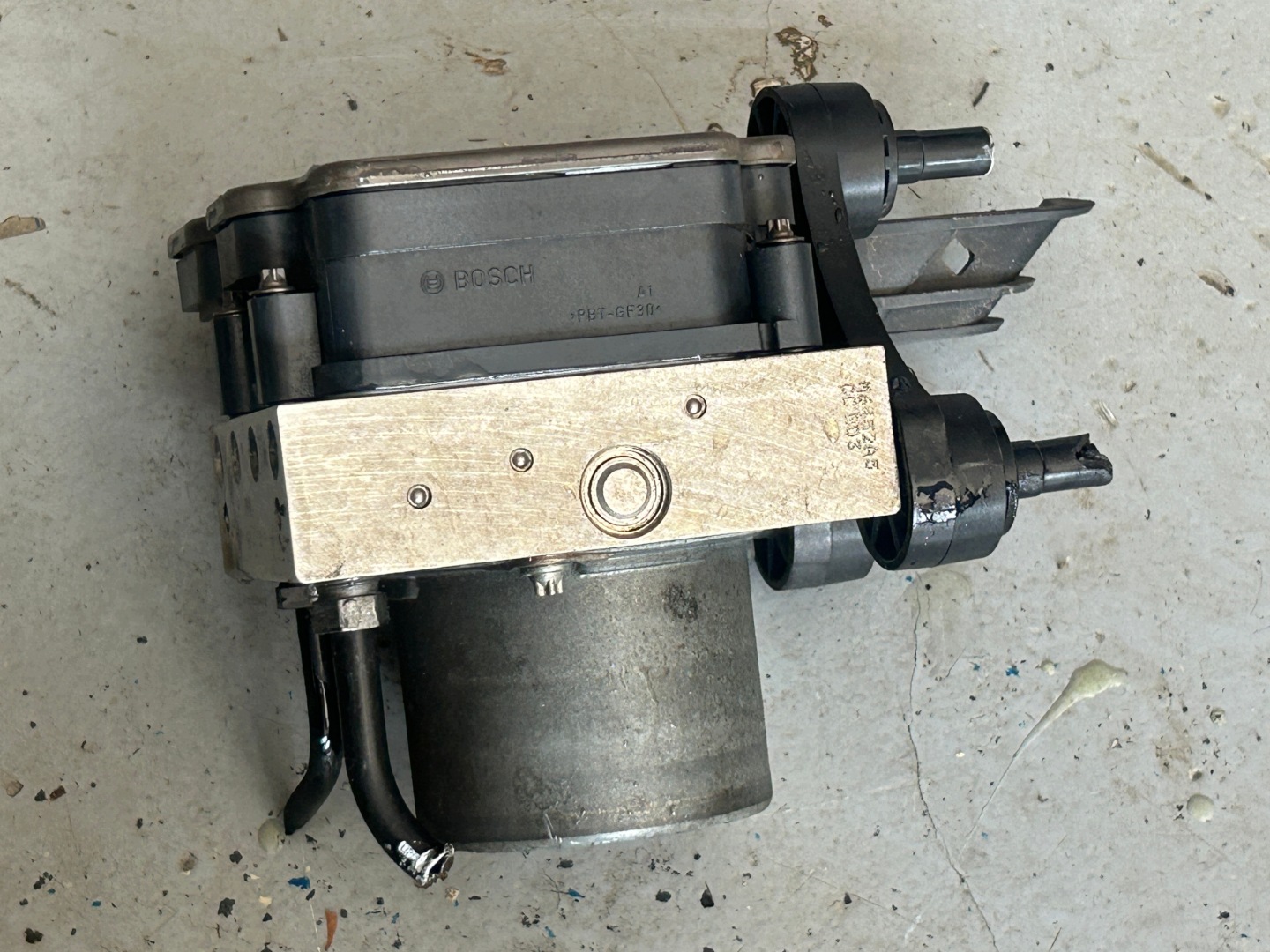 MERCEDES W212 LIFT 2,2 CDI Pompa ABS A2124310148