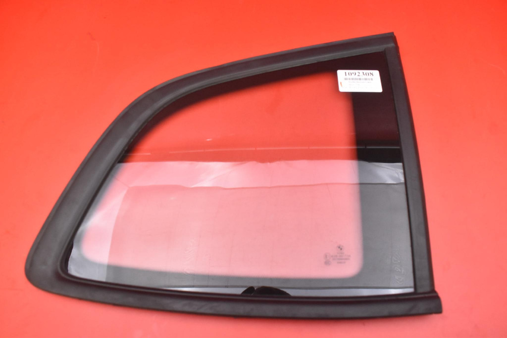window bodywork right rear part BMW F46 GRAN TOURER 18-21