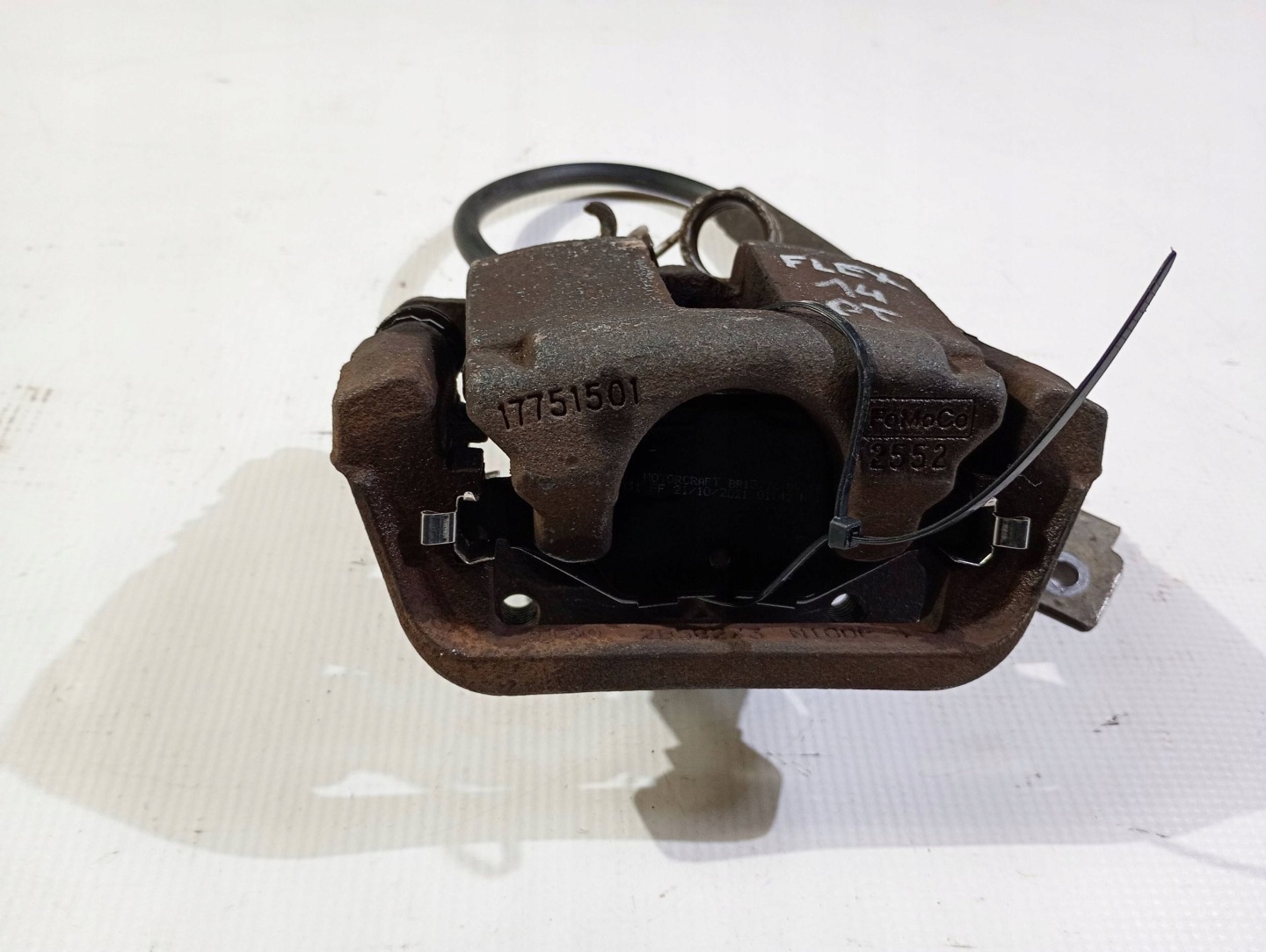 caliper brakes brake rear part rear right Ford Flex Explorer 2011