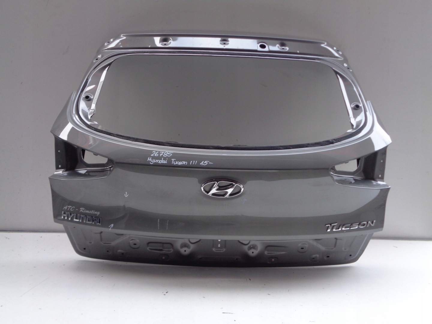 boot doors HYUNDAI TUCSON III 15- NR 26785