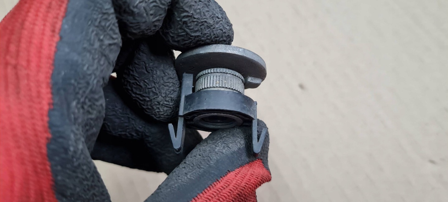 A6 C7 bracket holder lights front screw REGULACYJNA A7 4G
