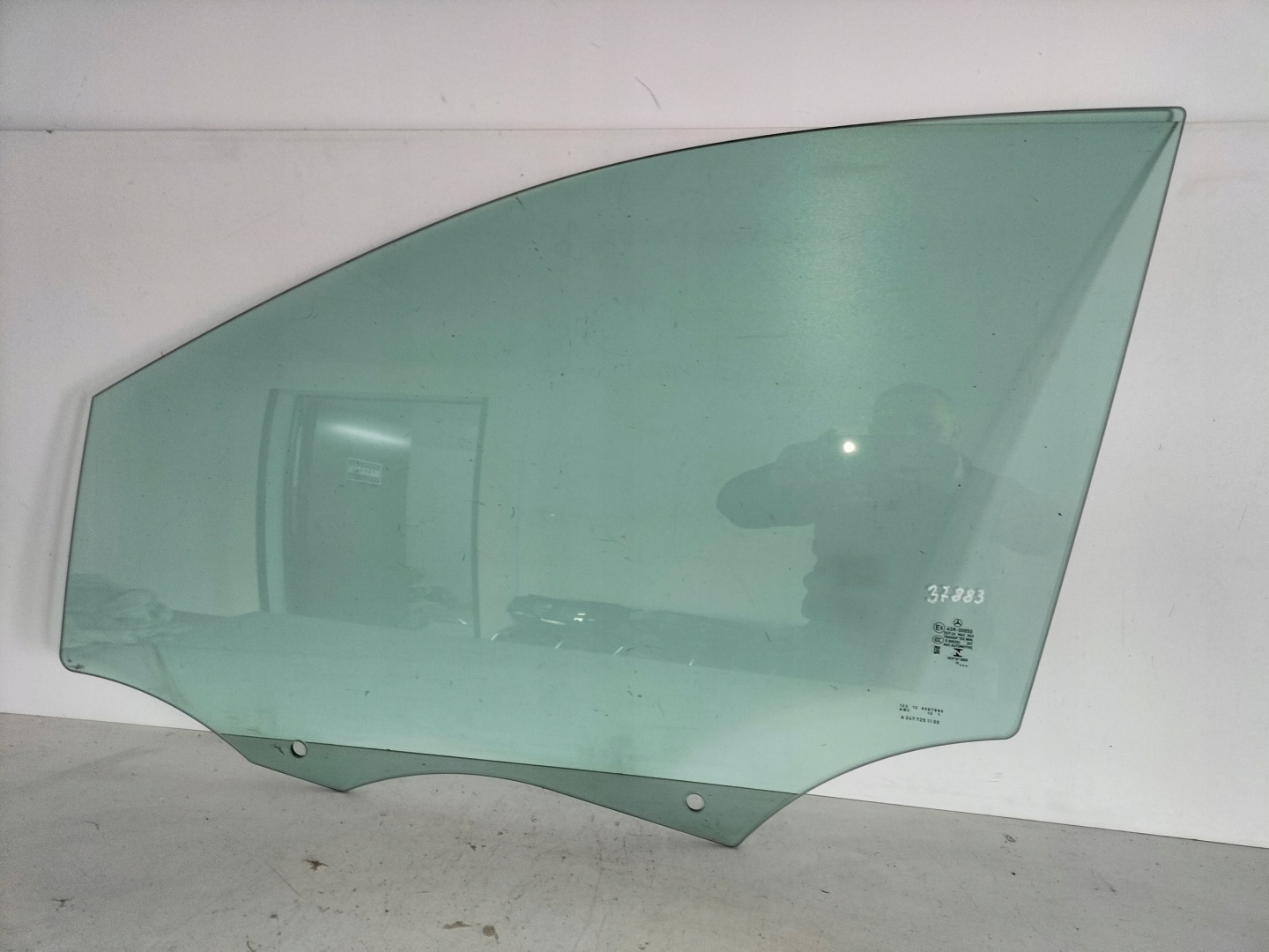 window door front left MERCEDES B KLASA W247 19