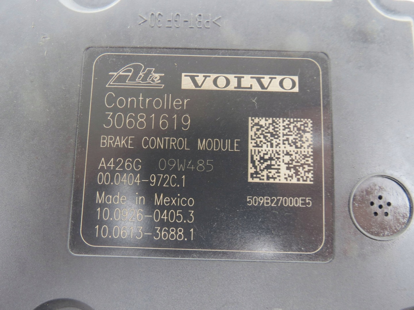 pumpa ABS VOVLO V70 III 30681619