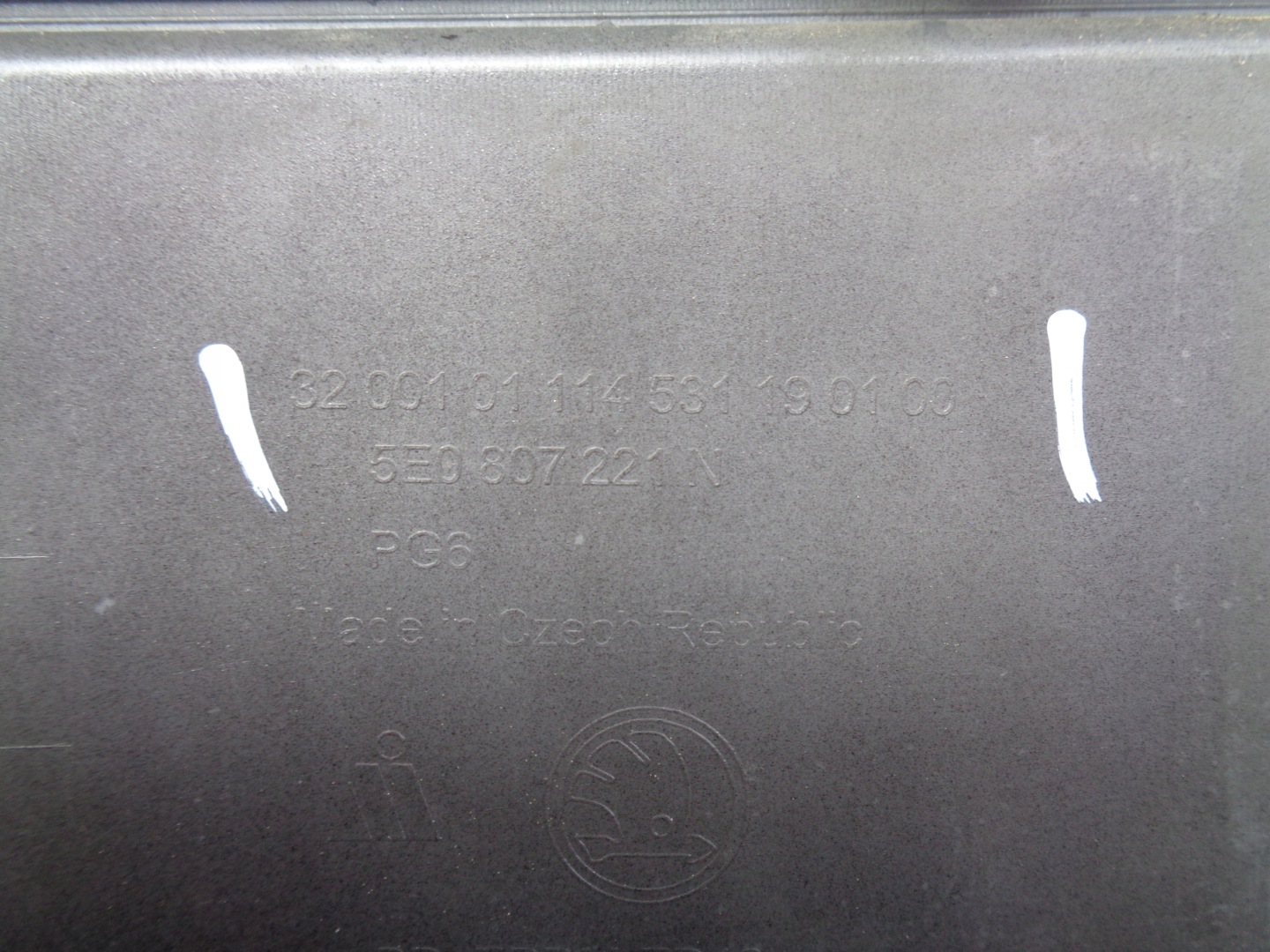 Frontstoßstange SKODA OCTAVIA III 16- LIFT NR 40461