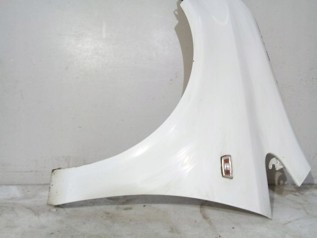 Opel Corsa D kotflügel links Y474