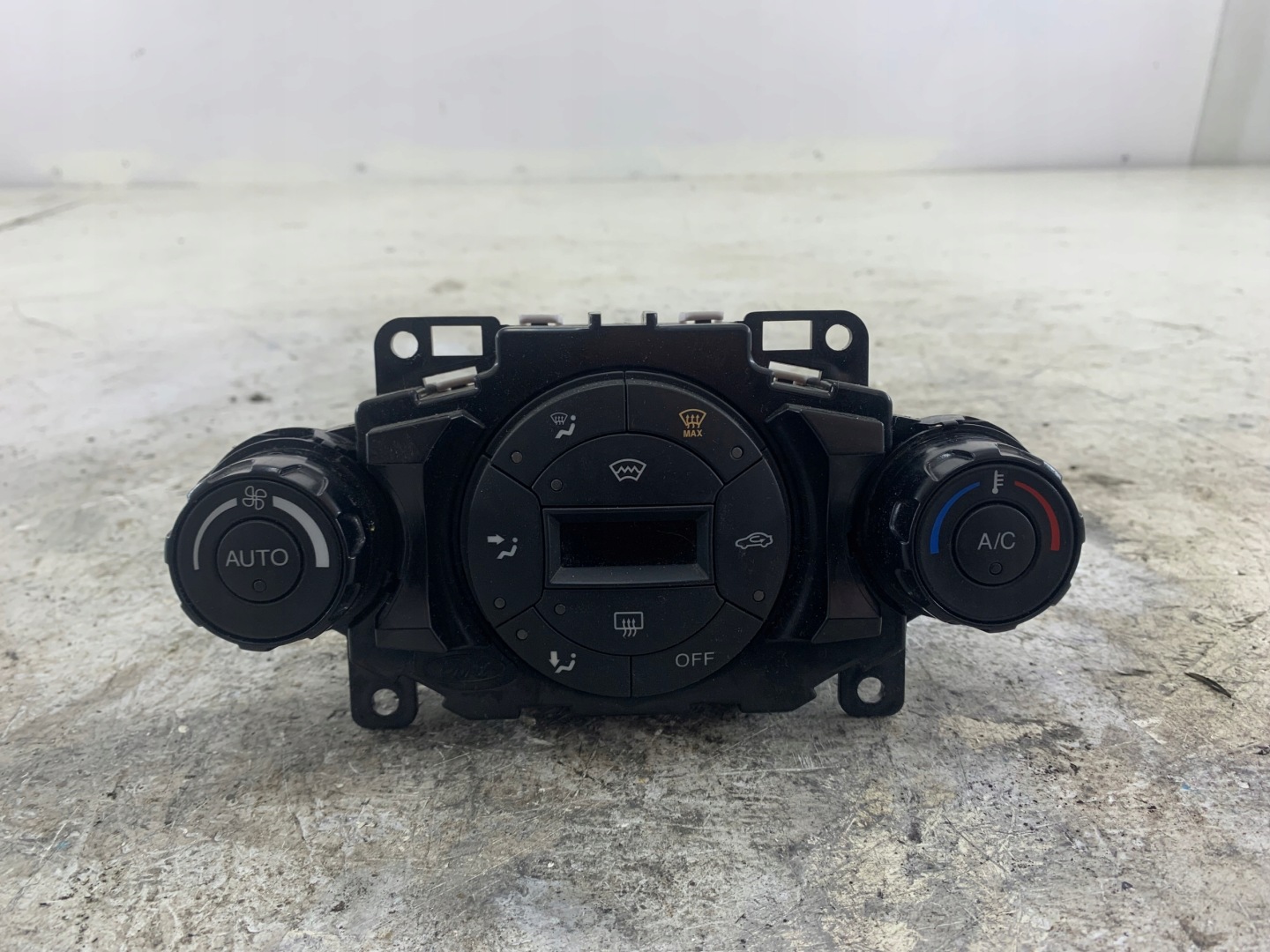 FORD FIESTA MK7 comandi clima 8A6T18C612