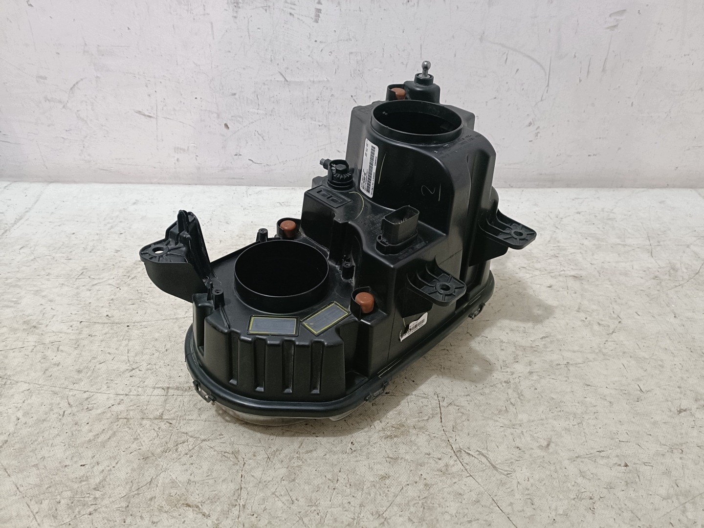 DODGE CHALLENGER 2019 REFLEKTOR light KSENON front right 68174066AC