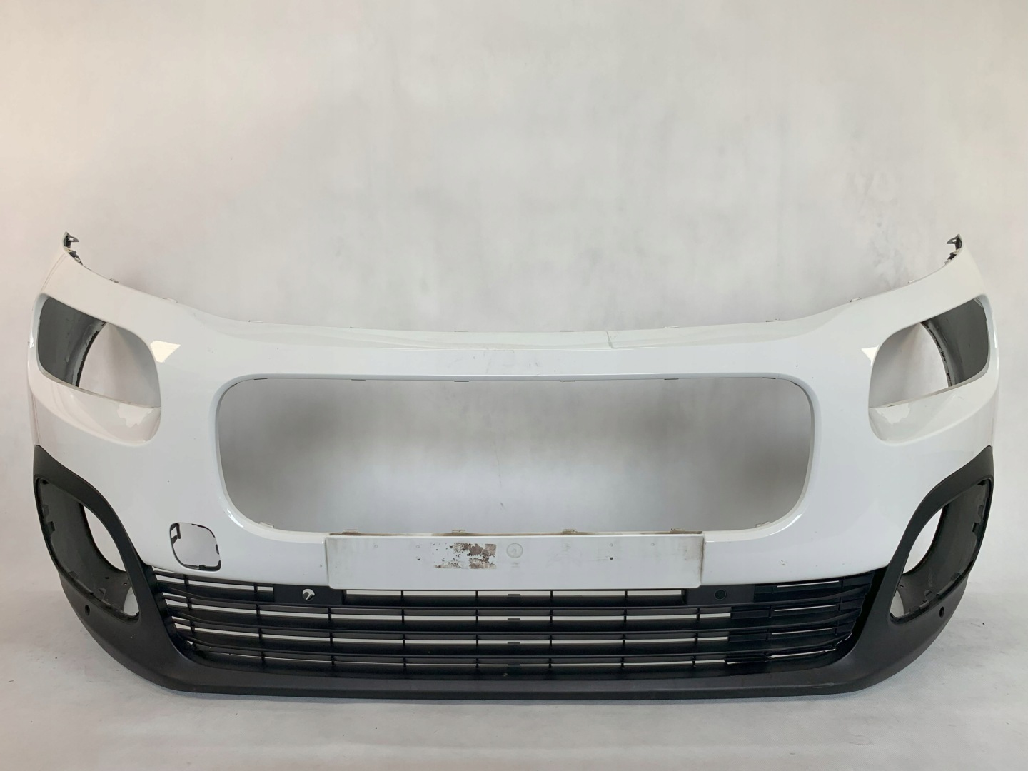 front bumper Citroen Berlingo 3 III 18r PDC 9816749477 05.25