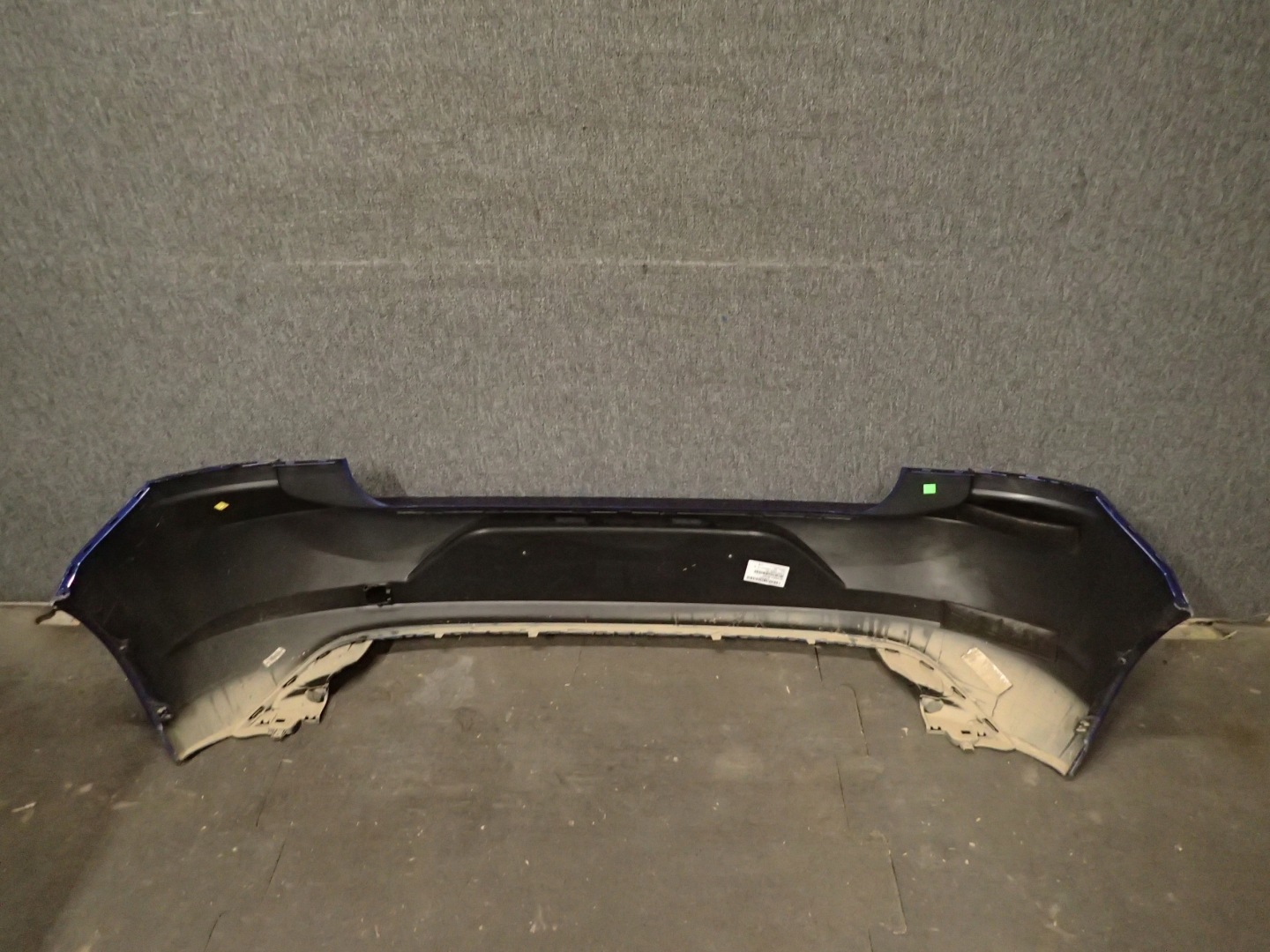 STOSSSTANGE HECK VW POLO 2G 17