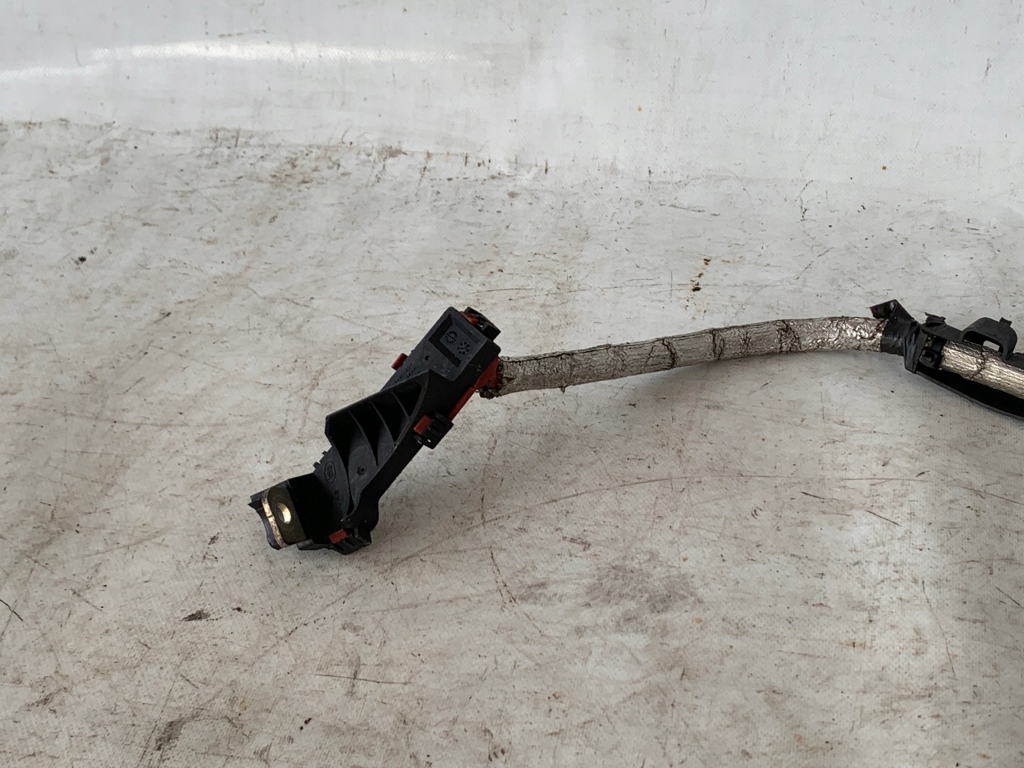 # KABEL PLUSOWY JAGUAR XE X760 GX73-14305-GA