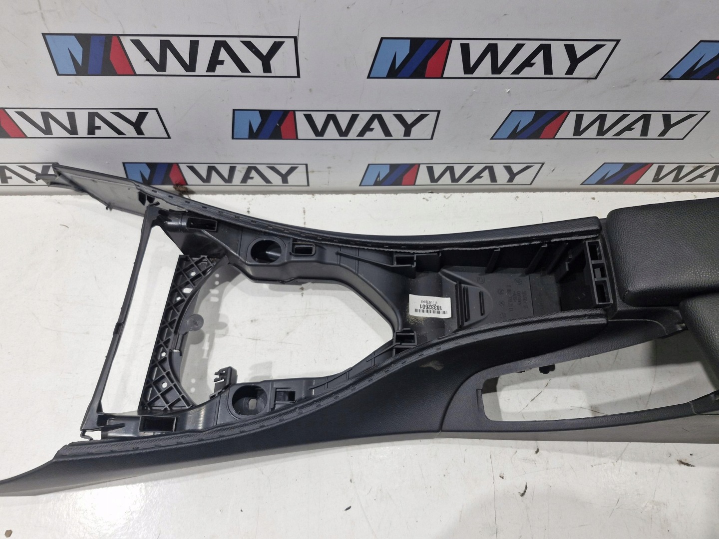 BMW E90 E91 LCI Accoudoir Cuir, en cuir DZIELONY