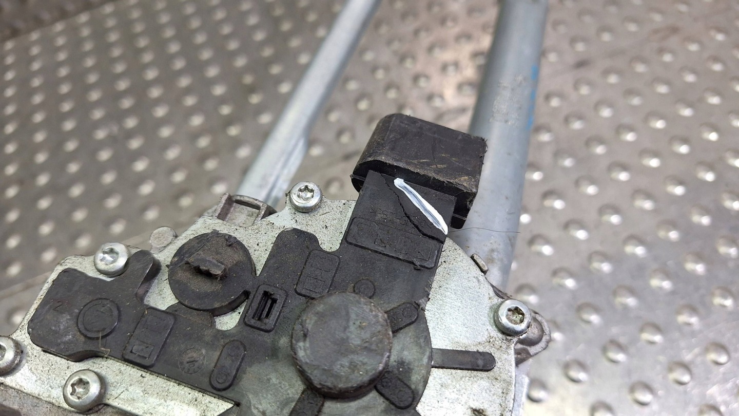 Gestänge Motor Wischer vorne 6978263 BMW 3 E90 E91 E92 E93 EUROPA