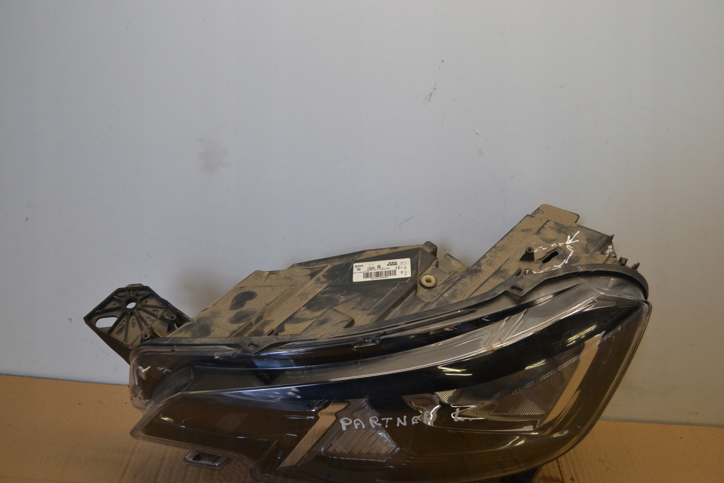 light left PEUGEOT PARTNER IV RIFTER 9816826980