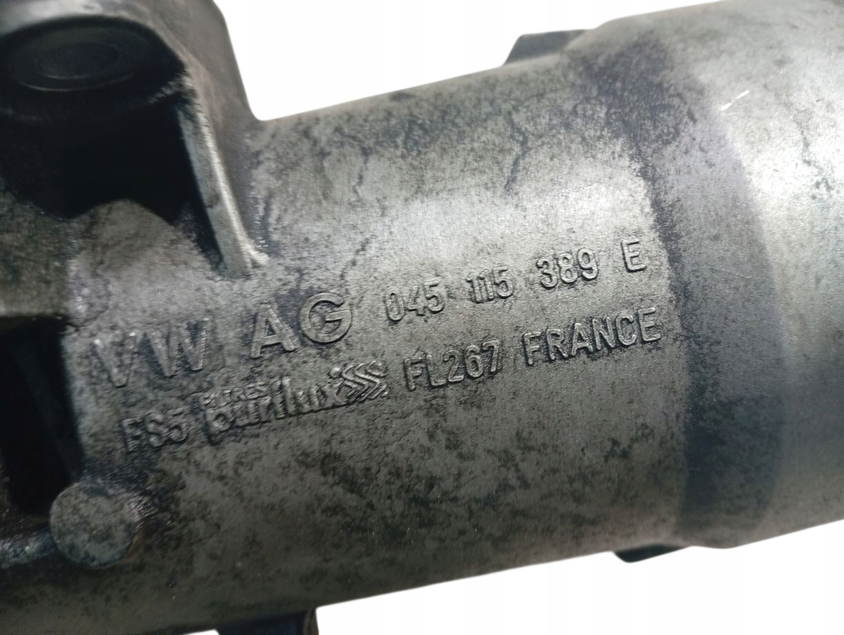 Gehäuse filter oil VW TOURAN 2.0 TDI BKD 045115389E