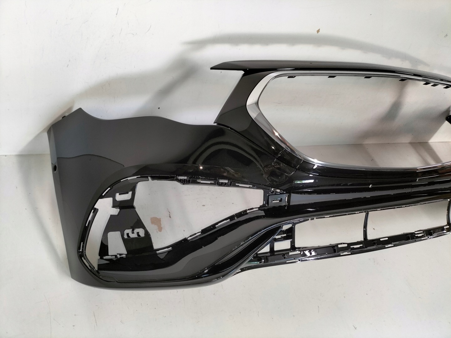 front bumper MERCEDES E KLASA W214 22- AMG