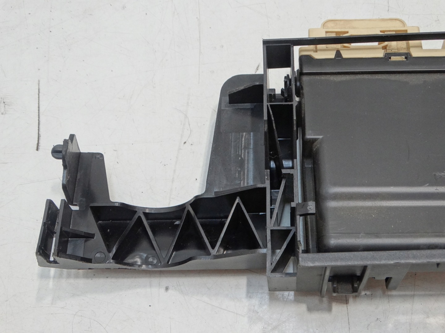 module control unit seat left front MERCEDES W117 W176 W246 A2468200526