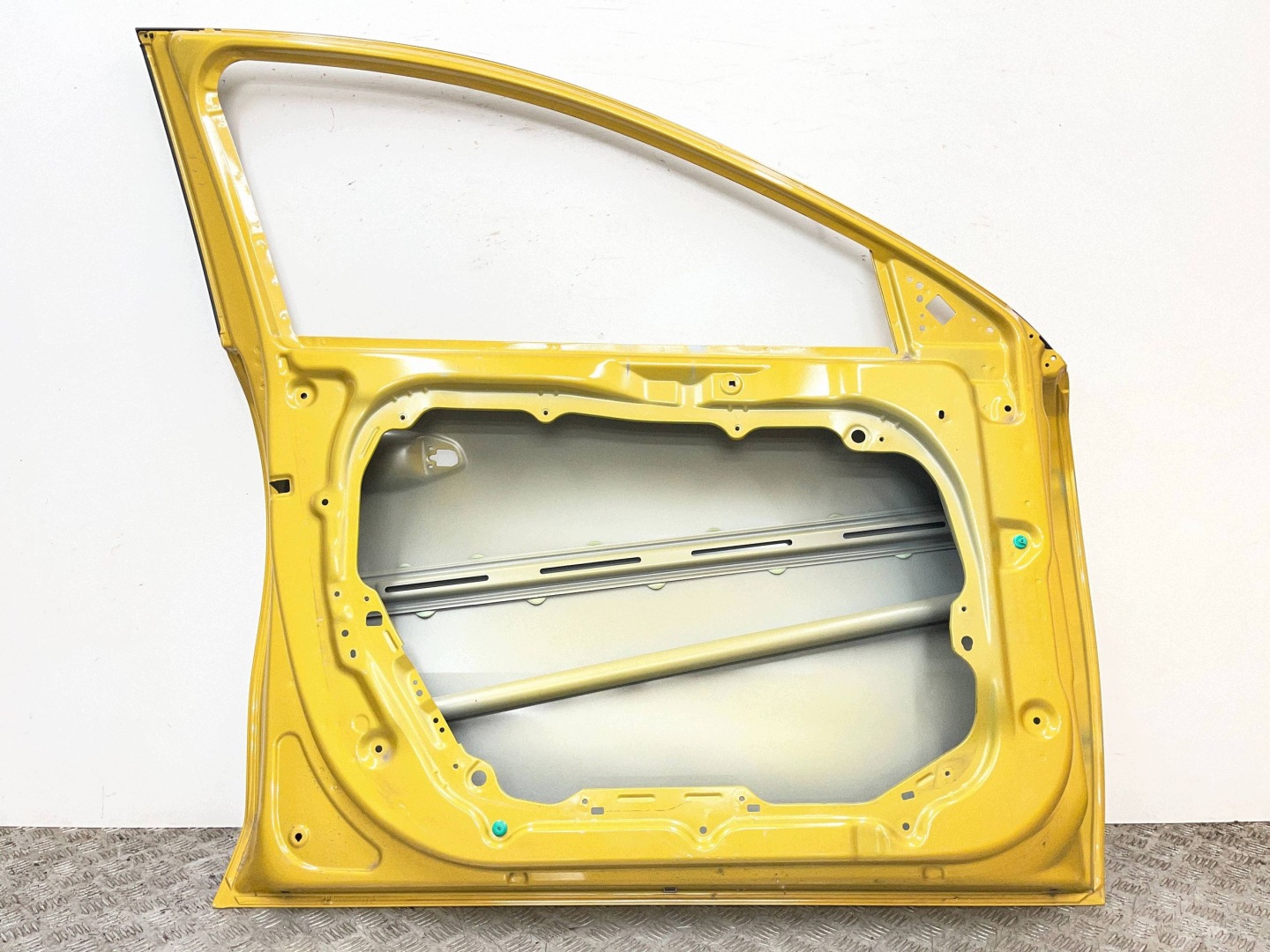 door front front left KIA XCEED X-CEED