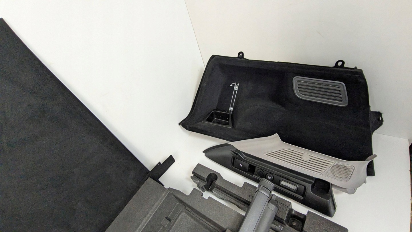 Alfa Romeo Stelvio boot upholstery carpet upholstery