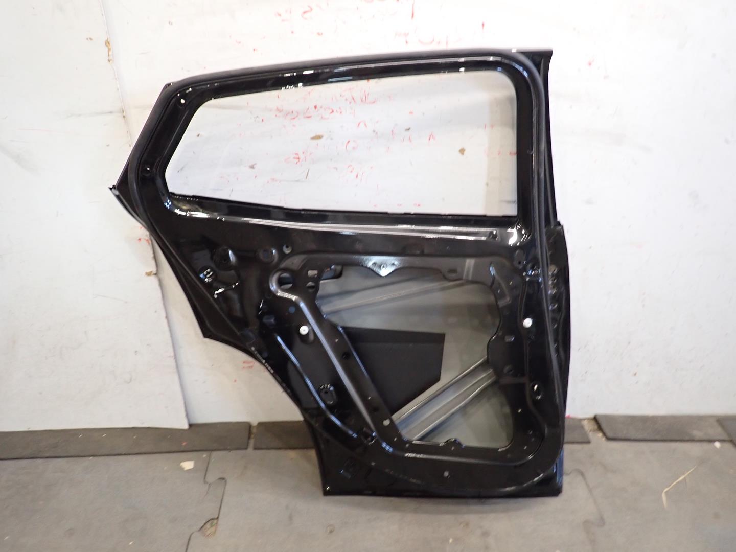 door rear part rear. left BMW X2 U10 2023