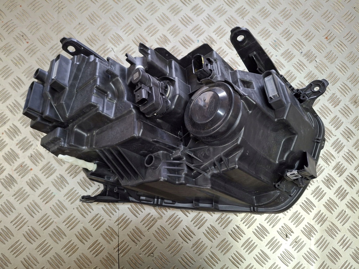 light left front FULL LED DACIA DUSTER II LIFT 2022R->2024R