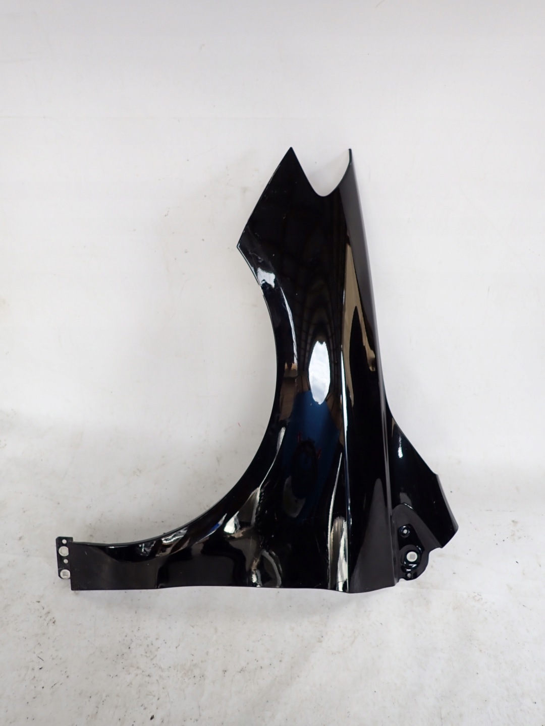MERCEDES B-KLASA W246 11-18 fender left front front