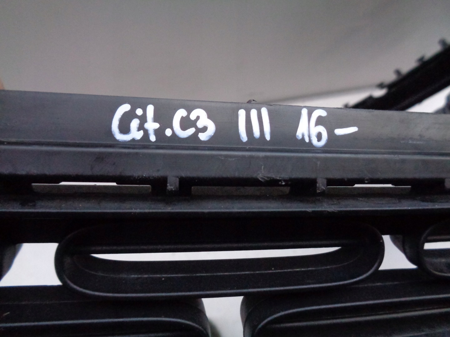 Grille Pare choc CITROEN C3 III 16