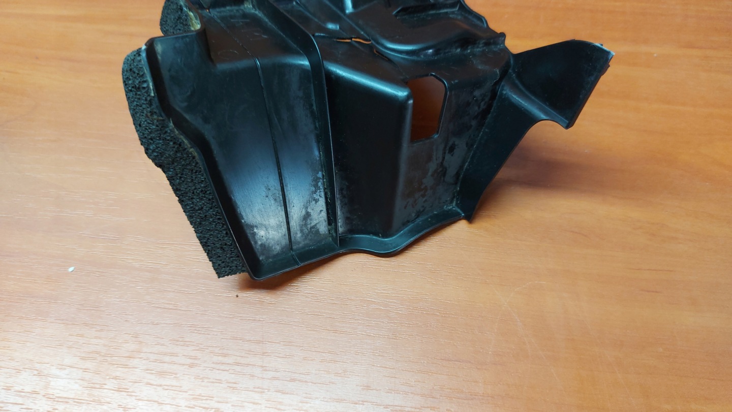 air duct air line left left front TOYOTA YARIS III 17