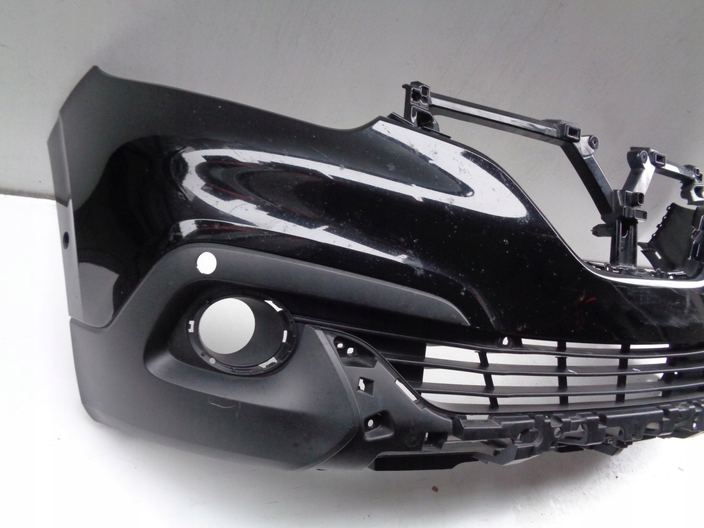 front bumper RENAULT MEGANE IV 16- NR 48881