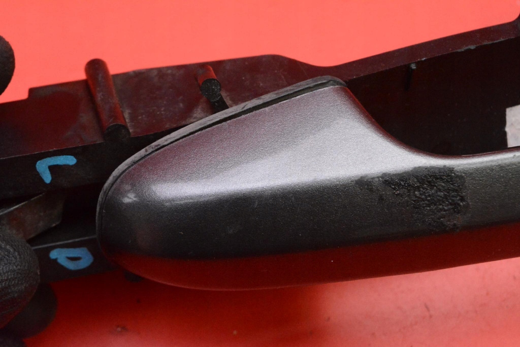 handle left front front grey 4023-3500 CHRYSLER PACIFICA 1 and 03-08
