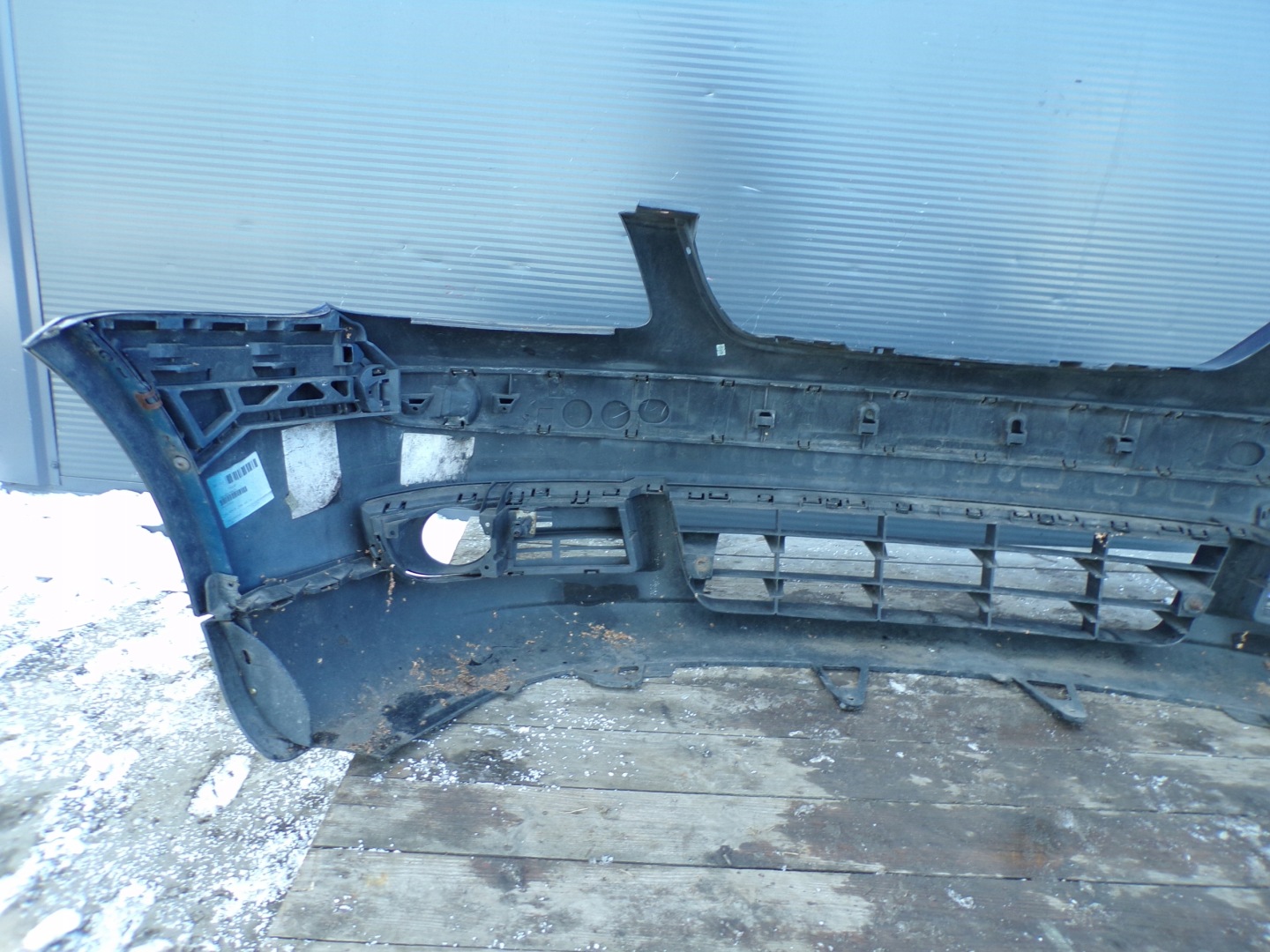 front bumper front VOLKSWAGEN TOURAN 1 and colour LB5N