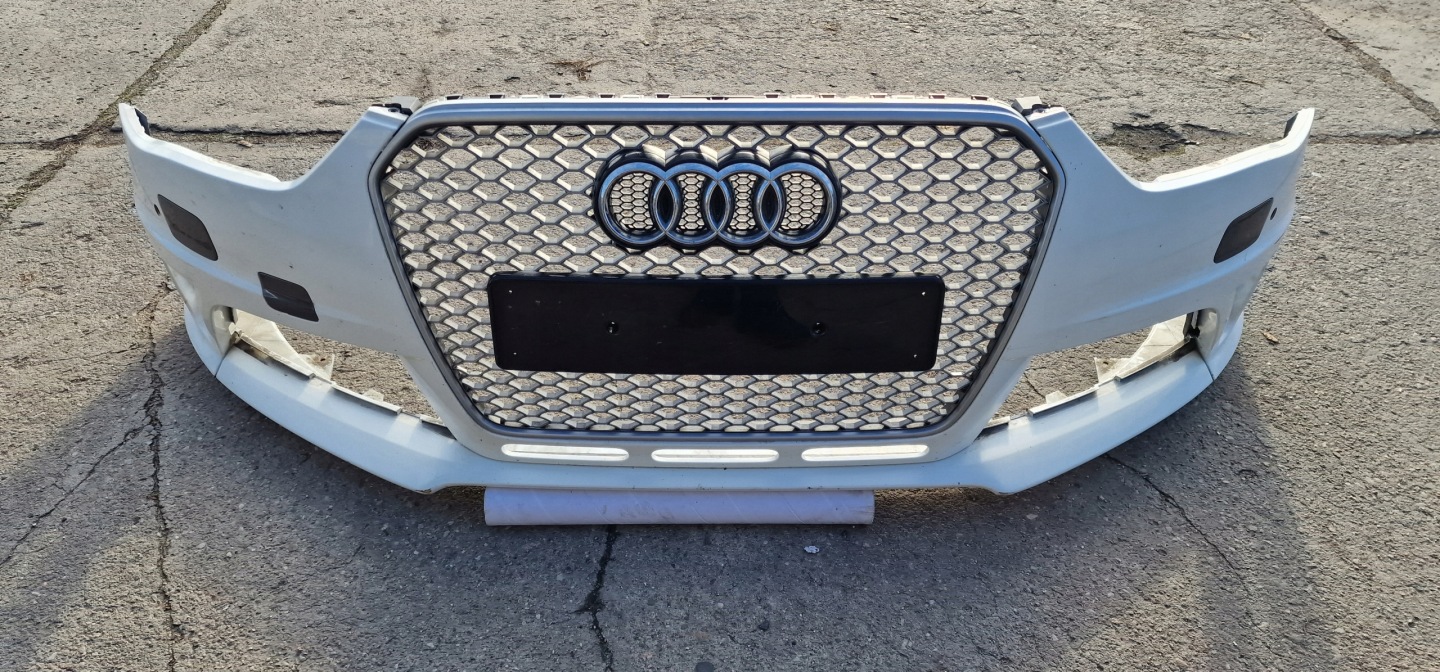 AUDI RS4 8K0 PARAURTI GRIGLIA