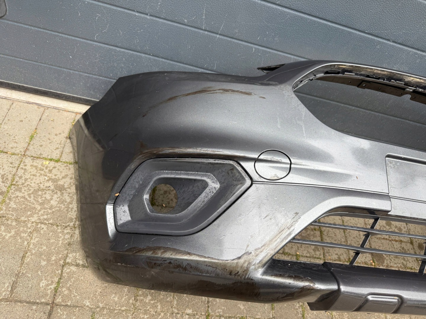 Ford Transit Courier 18- lift bumper front front