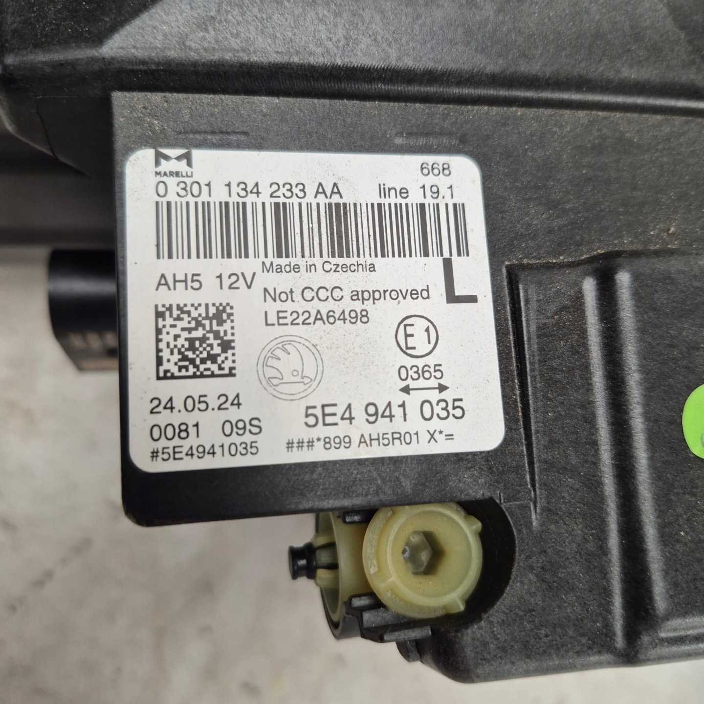 SKODA OCTAVIA IV 4 5E4 LIFT 24- light left front front FULL LED