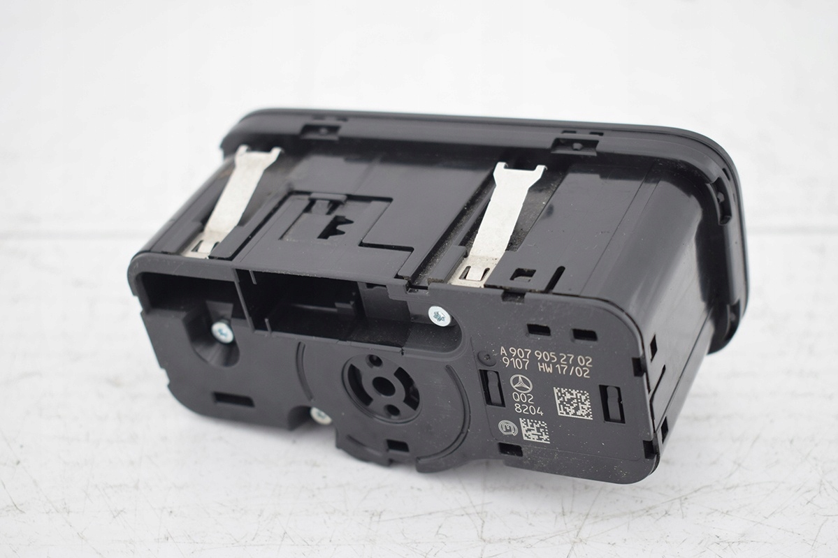 switch button of the lights MERCEDES SPRINTER W910 W907 A9079052702