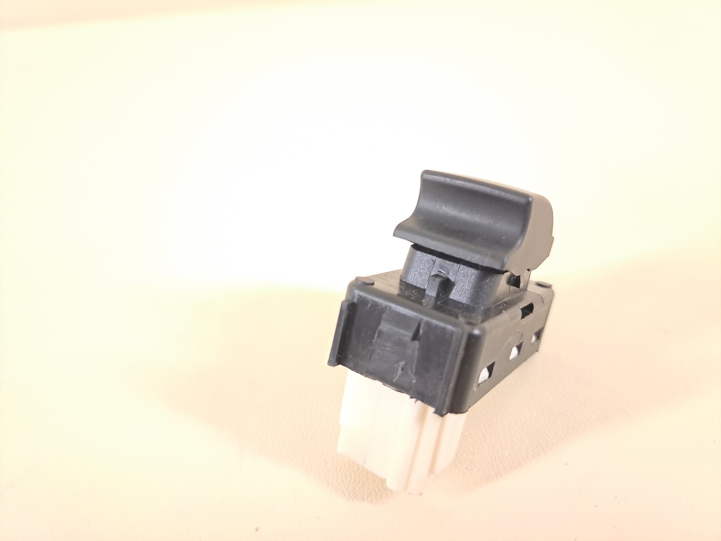 OPEL CORSA F 21r button switch of the lowering lifting windows