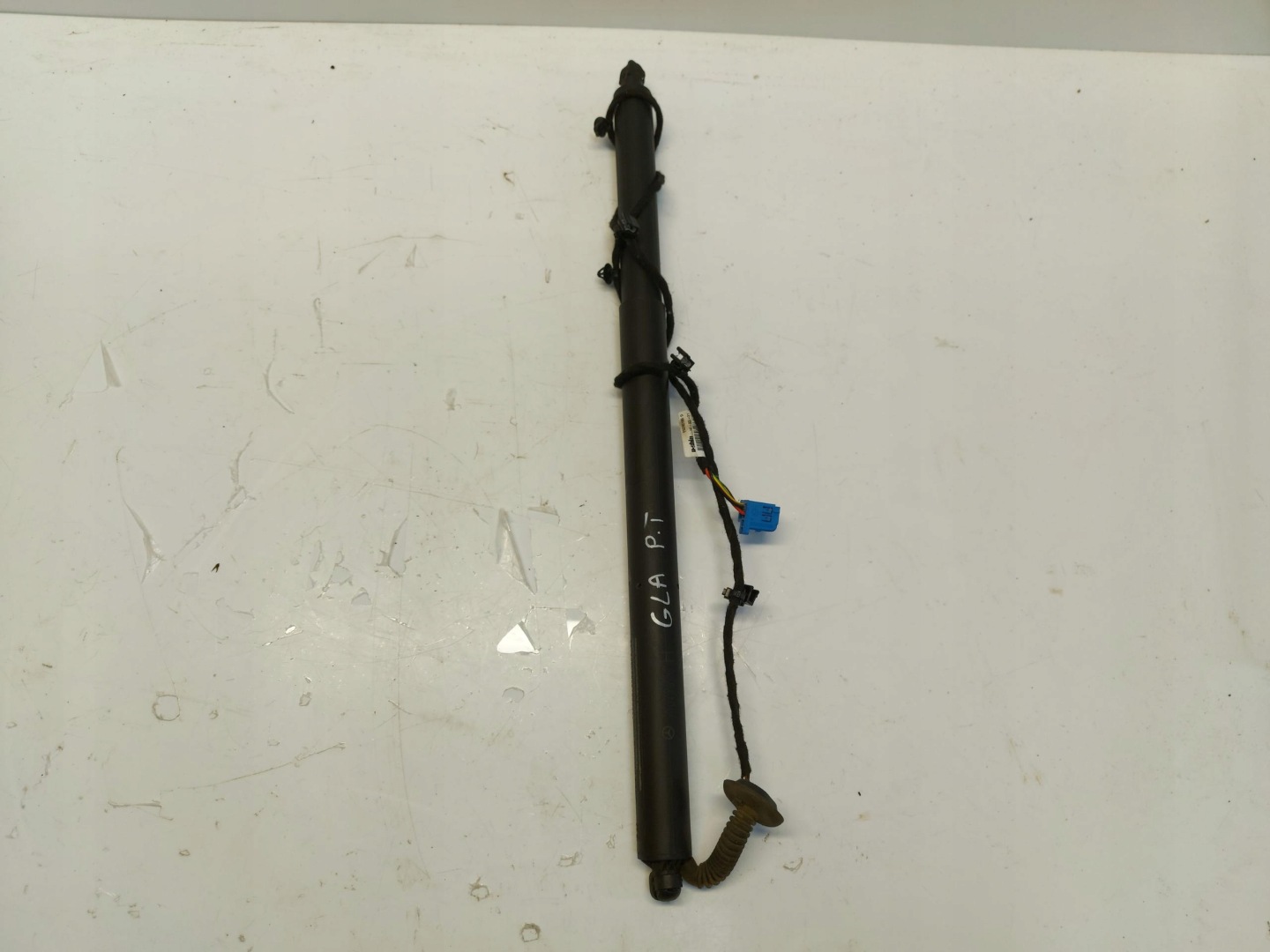 Mercedes GLA II H247 damper boot right