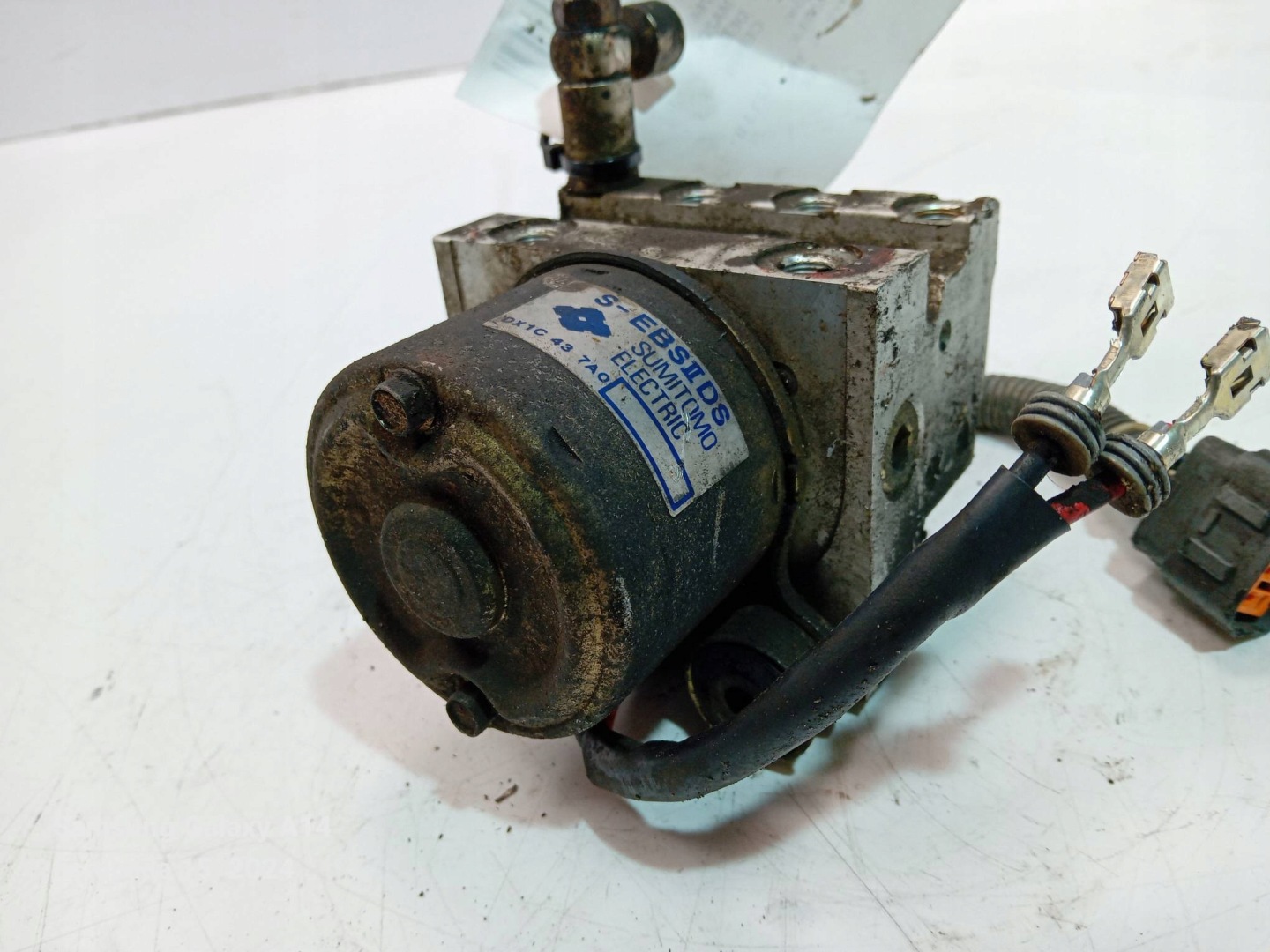 pump ABS brake DX1C437A0 MAZDA DEMIO