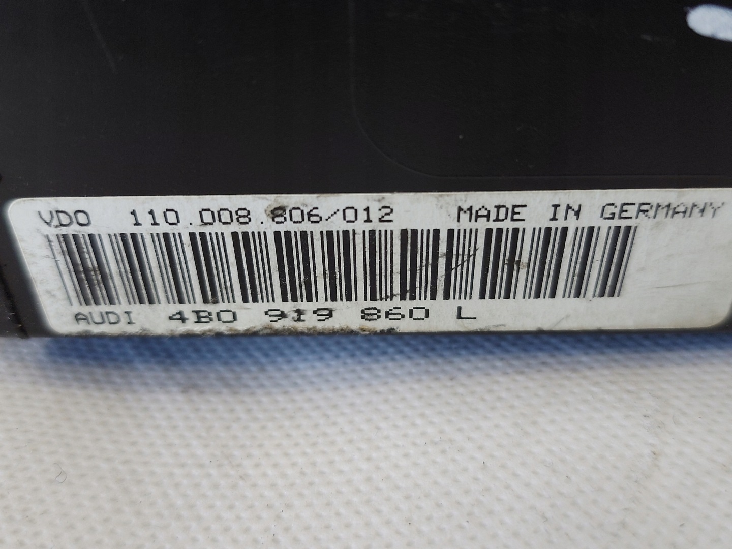 dials clock A6 C5 2.4 V6 4B0919860L