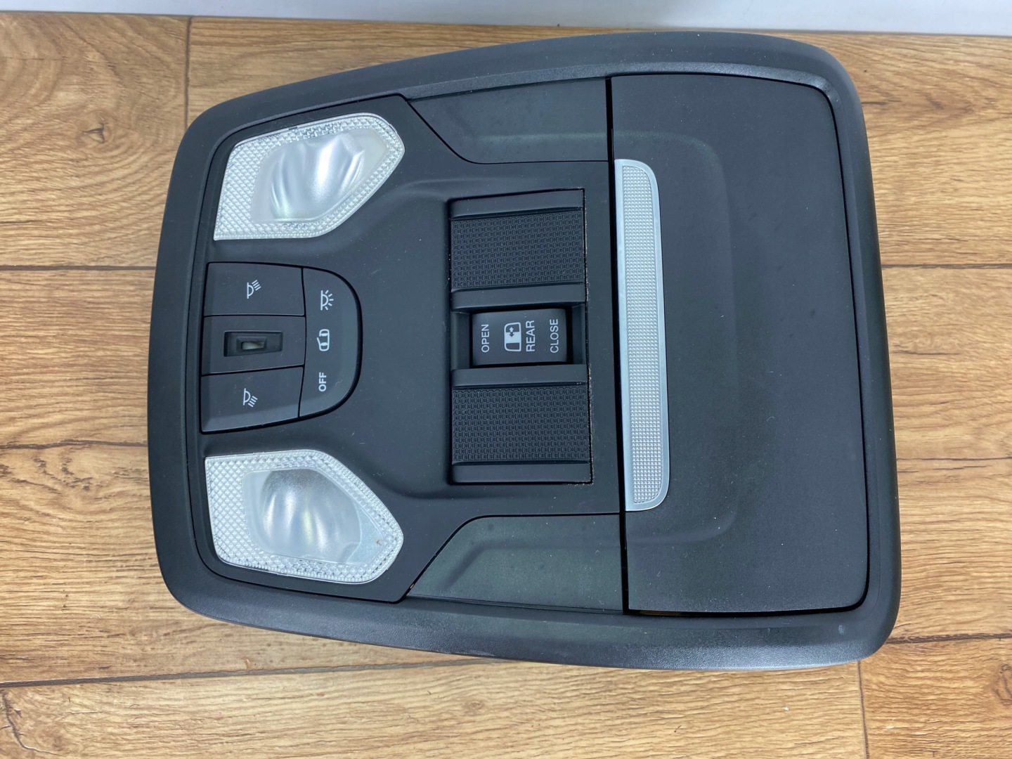 FANALE panel CIELO INTERNO Dodge Ram 1500 2019+