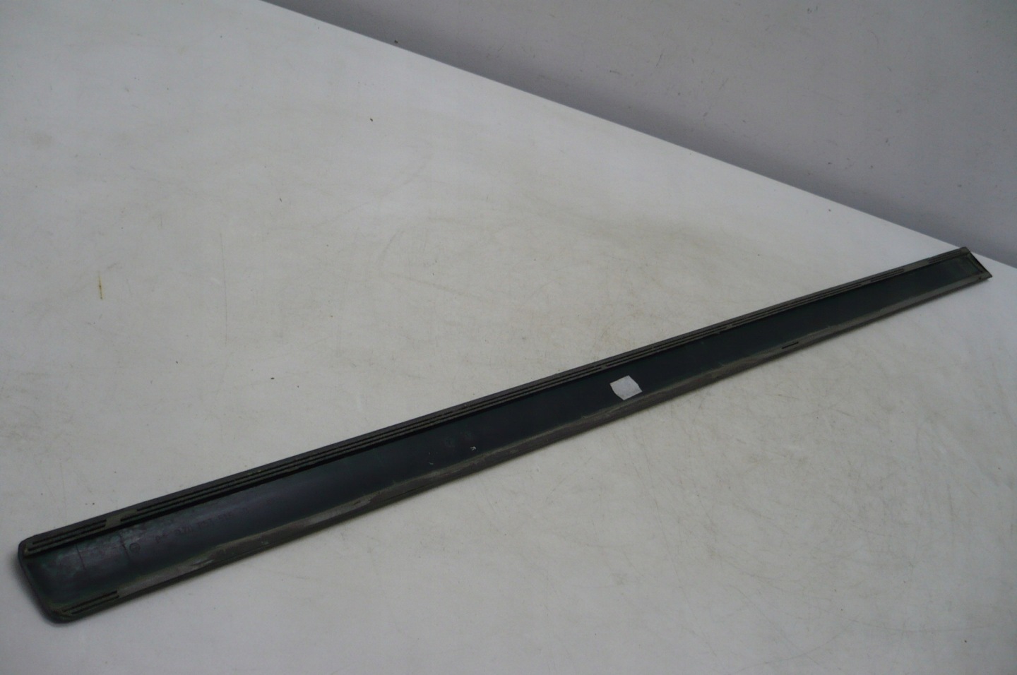 SKODA OCTAVIA II 2 moulding door right front 04-08
