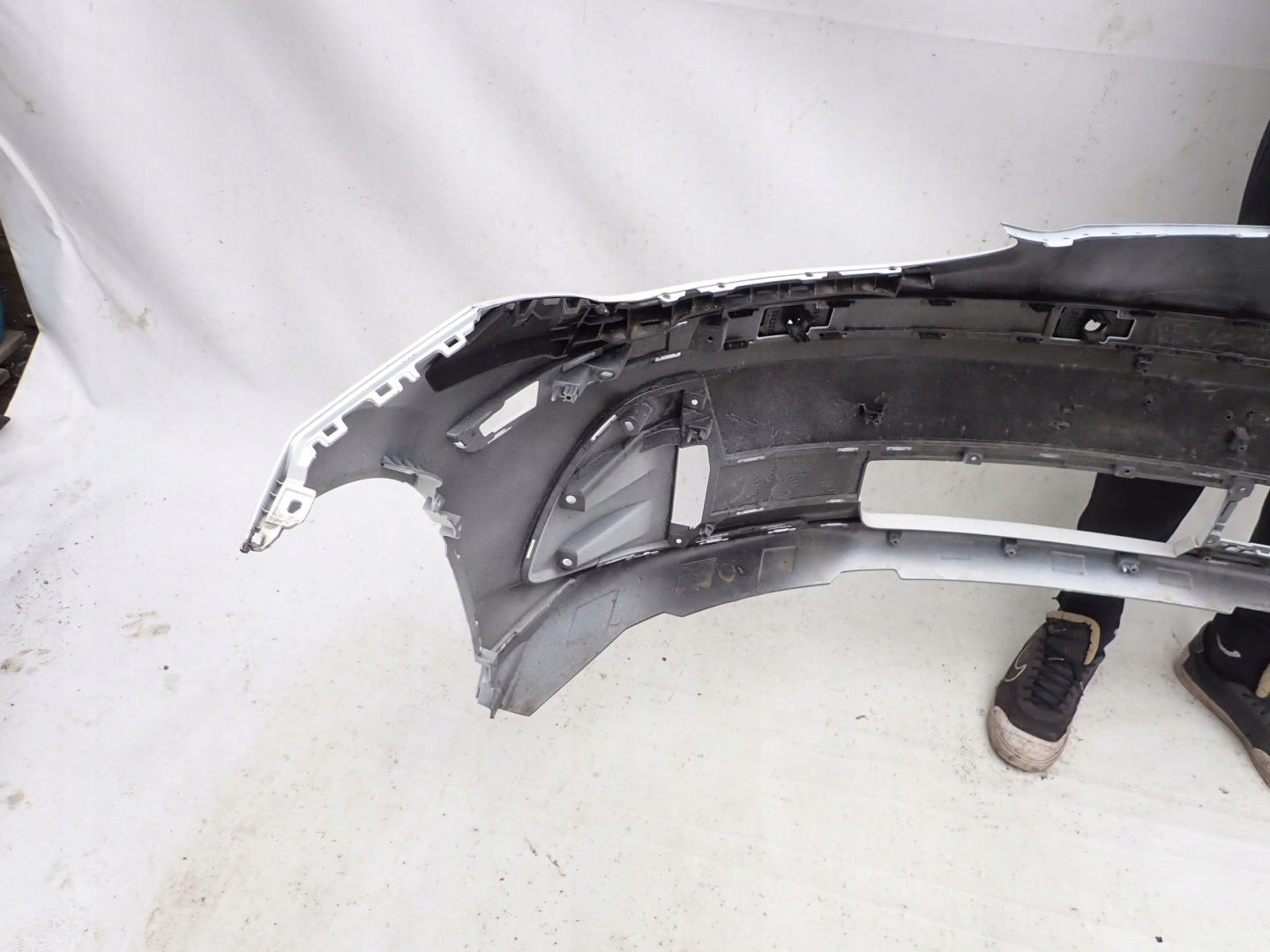 HYUNDAI IONIQ 6 VI 22- bumper front front PDC