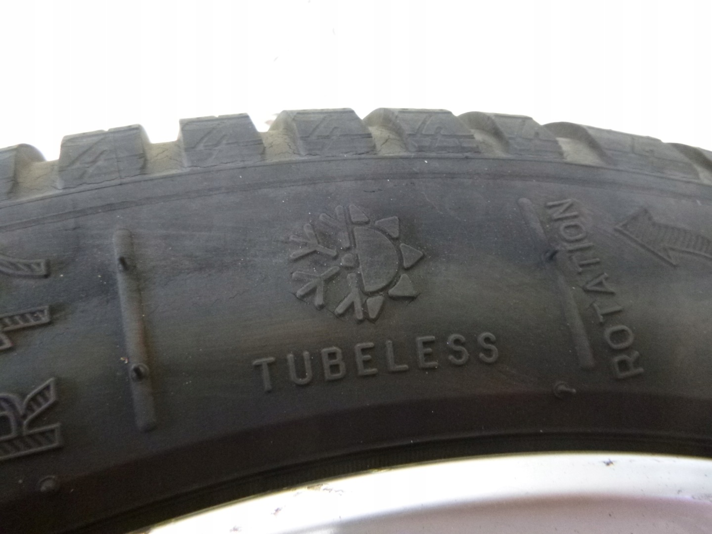 discs aluminium VW Passat B6 + tyres 17" 5x112 225/45 R17
